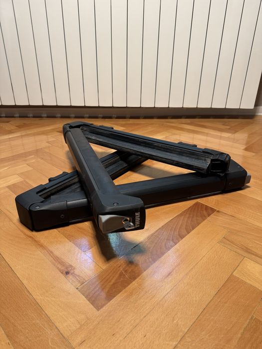 Suport schiuri Thule SnowPack M + adaptor T-track – compatibil ARB