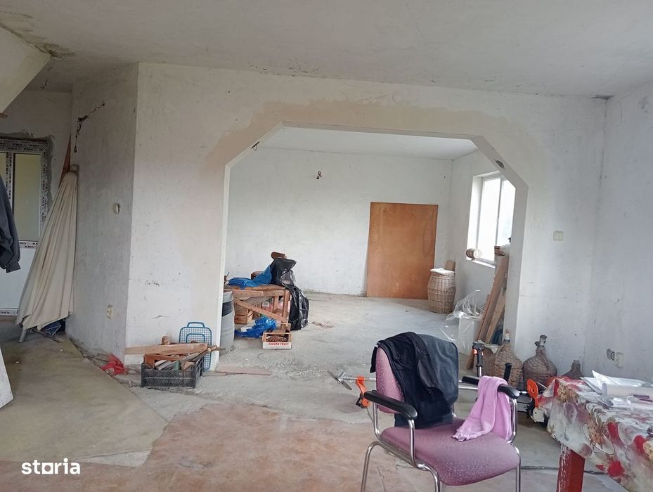 Casa individuala , Zalau , stadiu semifinisat , 800 mp teren