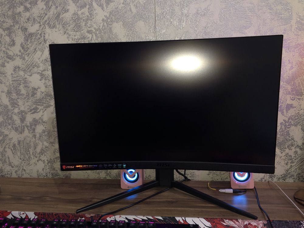 Msi optix (monitor) g24c24 series 144Hz Curved