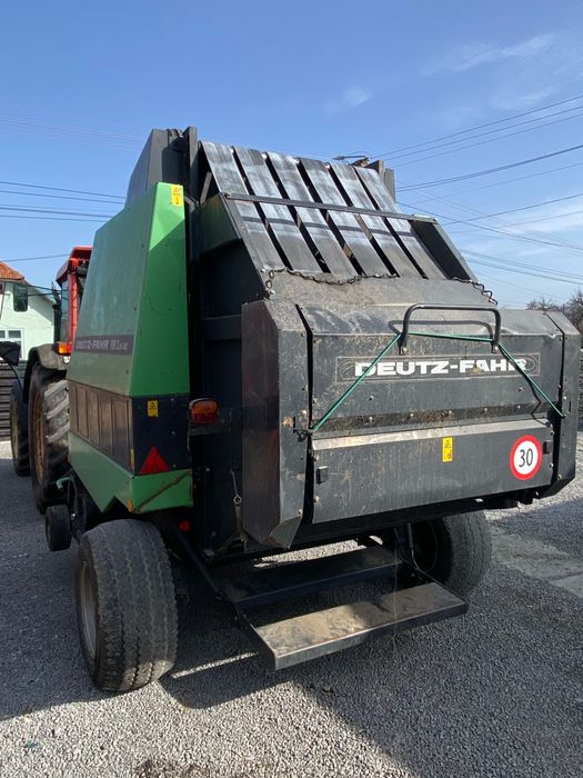 Balotiera rotunda Deutz Fahr RB 3.81