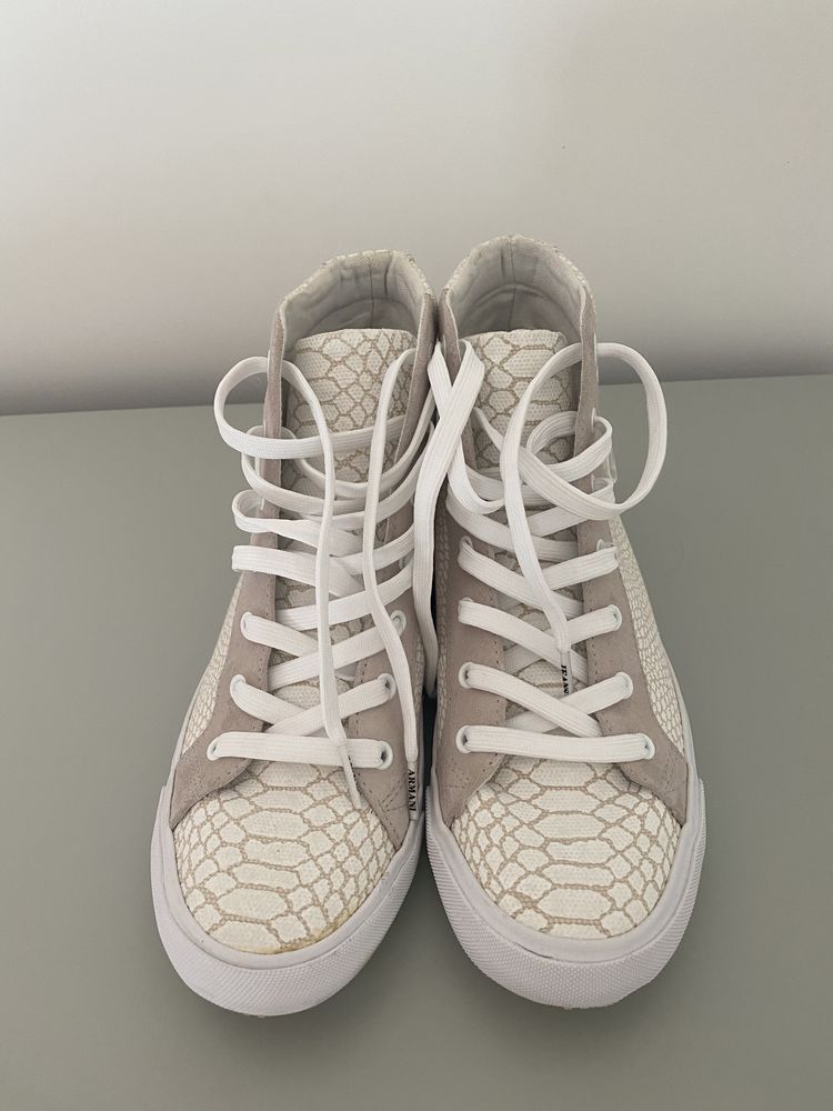 Tenesi dama Armani Exchange