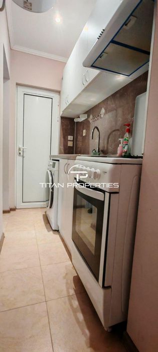 Дава се под наем Едностаен апартамент в Пловдив, Център - 30 кв.м за 275 € - Снимка #4