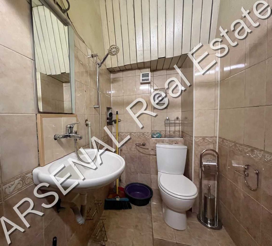 Дава се под наем Етаж от къща в София, Център - 106 кв.м за 600 € - Снимка #4