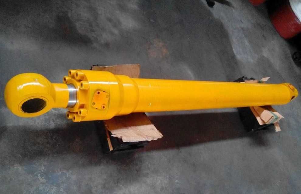 Ковшевые рукояти стреловые гидроцилиндры и ремкомплекты на экскаваторы