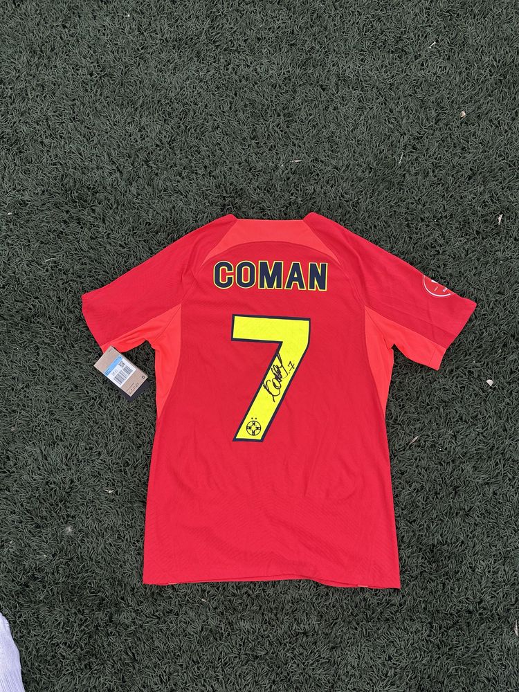 Tricou de joc oficial FCSB Nike Pro, M size, semnat de Florinel Coman