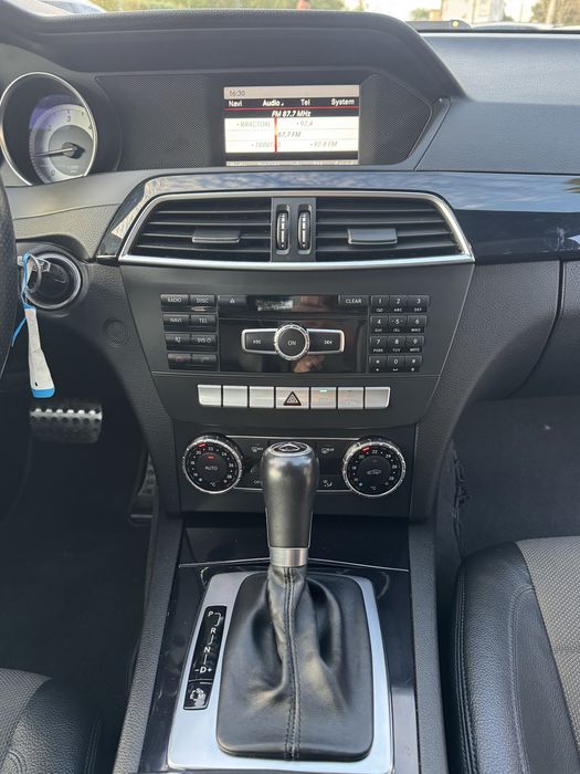 Mercedes C220 coupe AMG