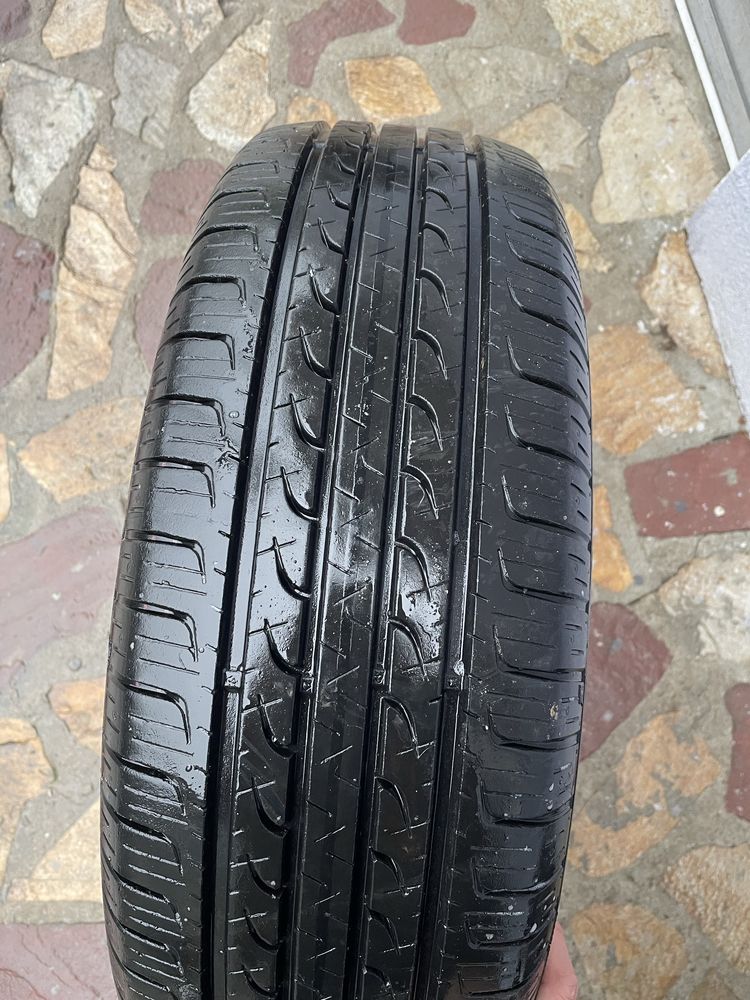 215/65 16 Goodyear летни гуми 6-7мм