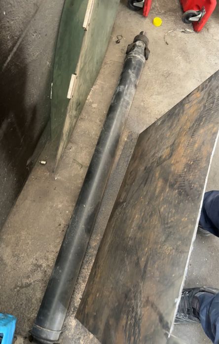 4.20 тирсан кардан почти новый