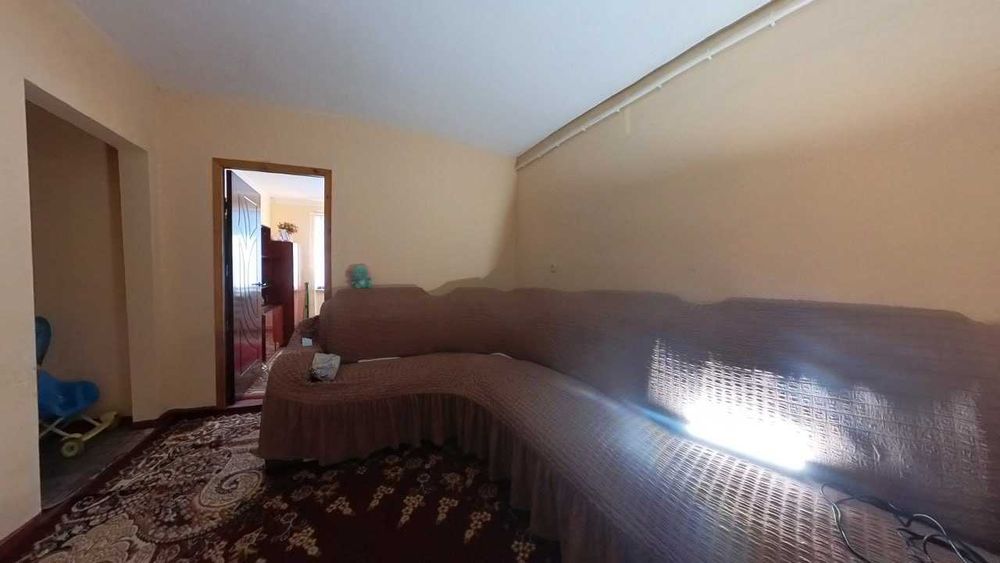 Мухайё Флагмен супермаркети 1қаватда 3хонали квартира сотилади.ID:1513