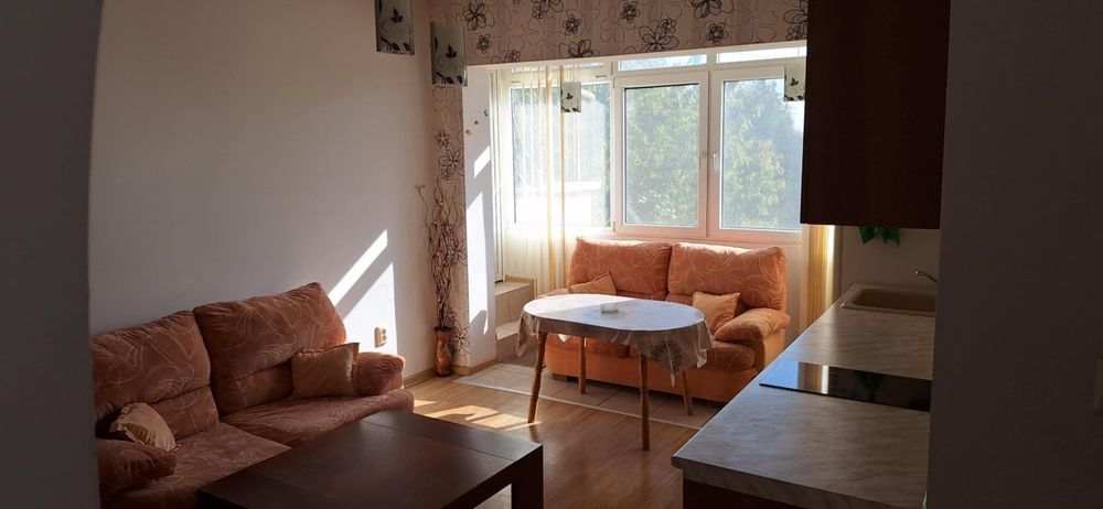 Обзаведен етаж от къща