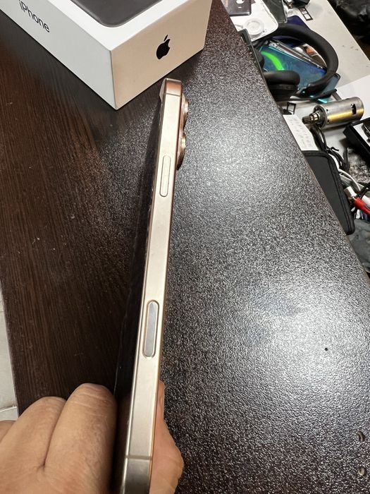 Iphone 16 pro max за части