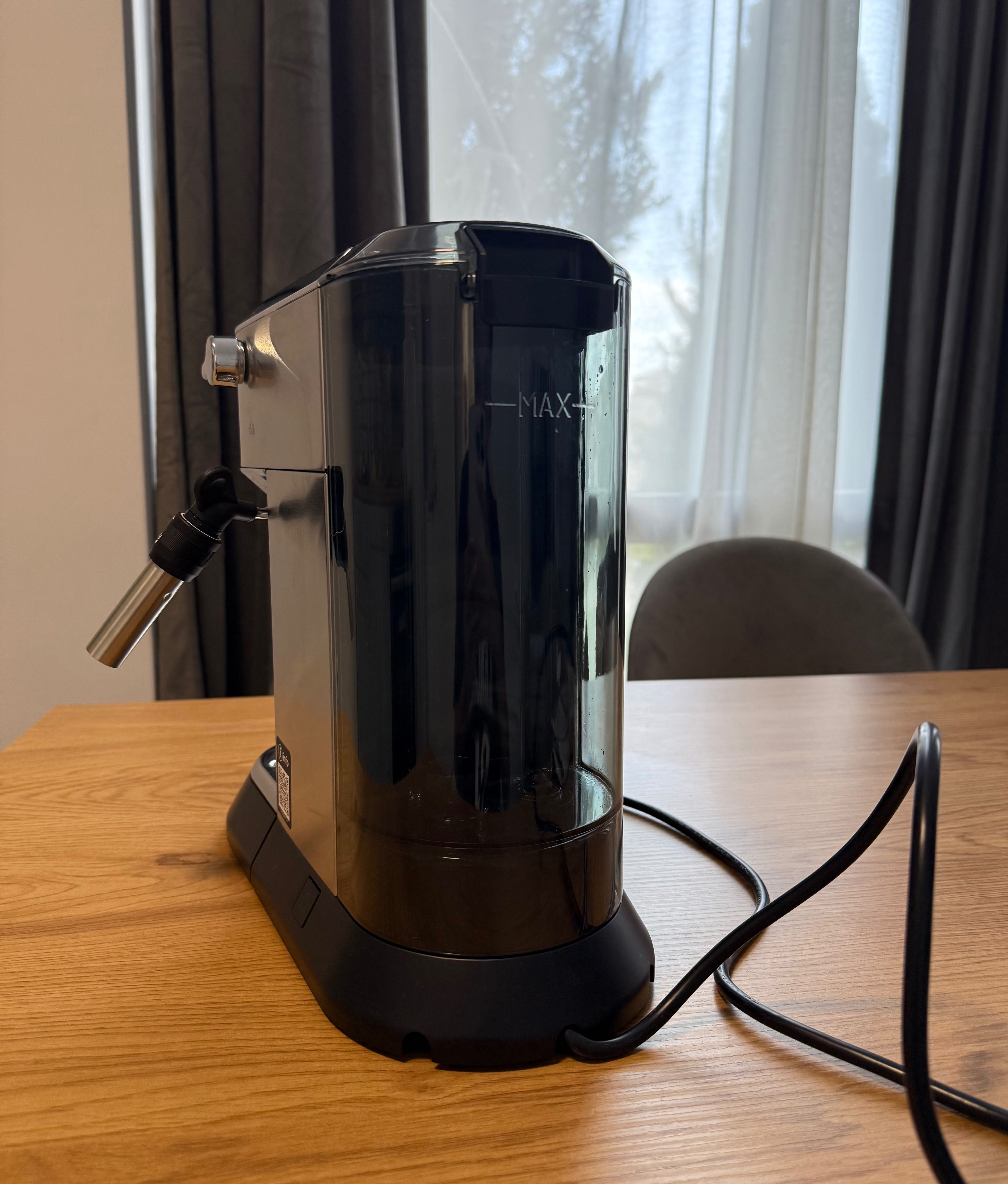 Нова кафемашина Delonghi