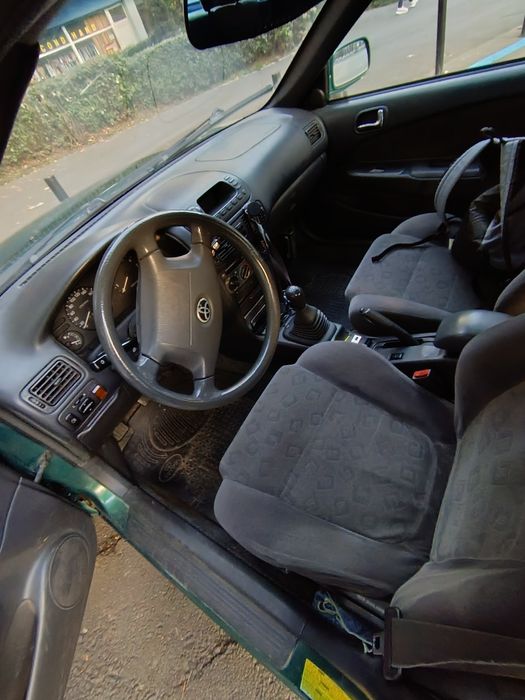 Vând Toyota Corolla 2000
