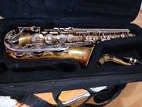 Vînd yamaha 32 f.prima serie saxu este într-o stare fb ton puternic ac