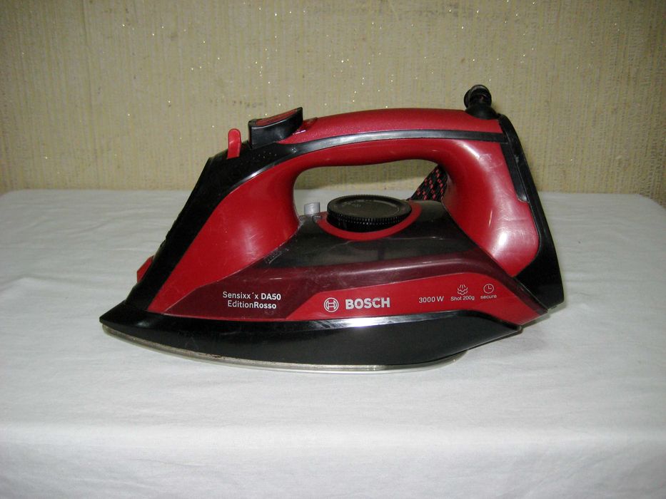 Утюг BOSCH 3000w оригинал отличном рабочим состоянии!