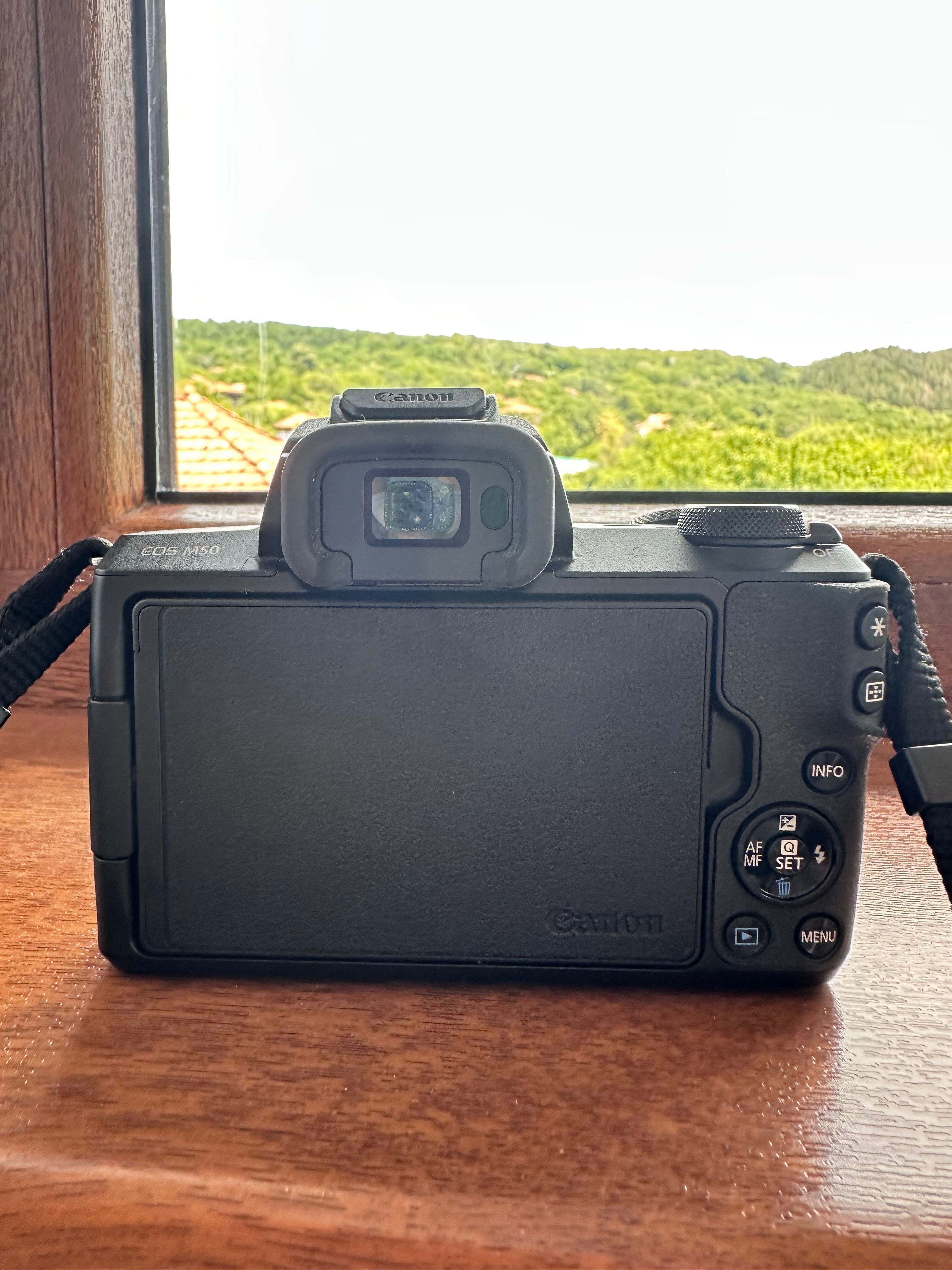 Canon EOS M50 + микро обектив