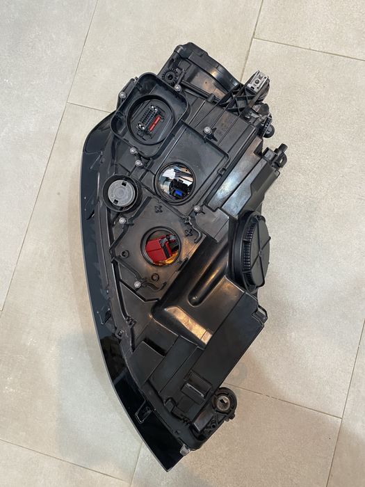 Far stanga xenon adaptiv golf 7 gti led Europa