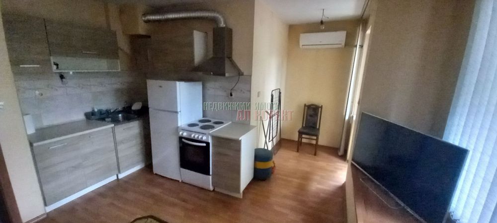 2-стаен в Варна-Конфуто площ 50 цена 700
