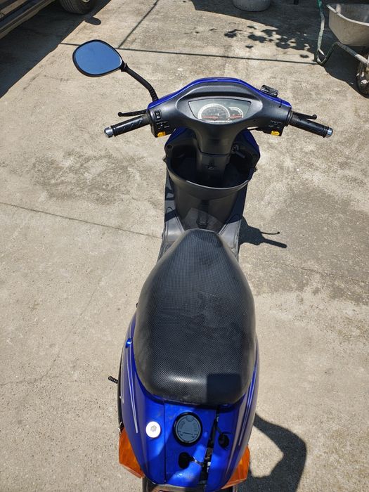 Scuter Boston eight 49cc 4t albastru