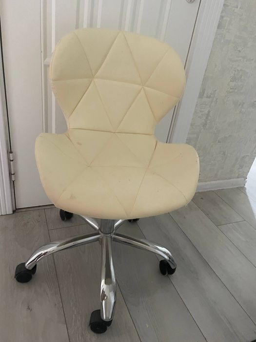 Кресло ракушка б/у