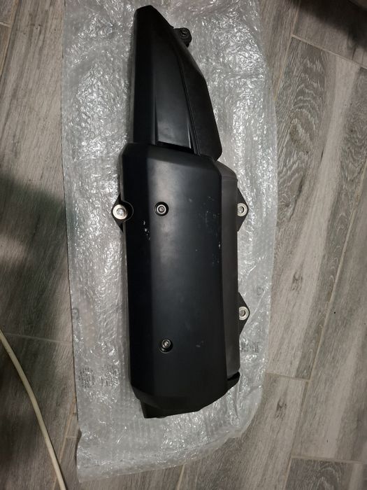 Se vând urmatoarele piesei