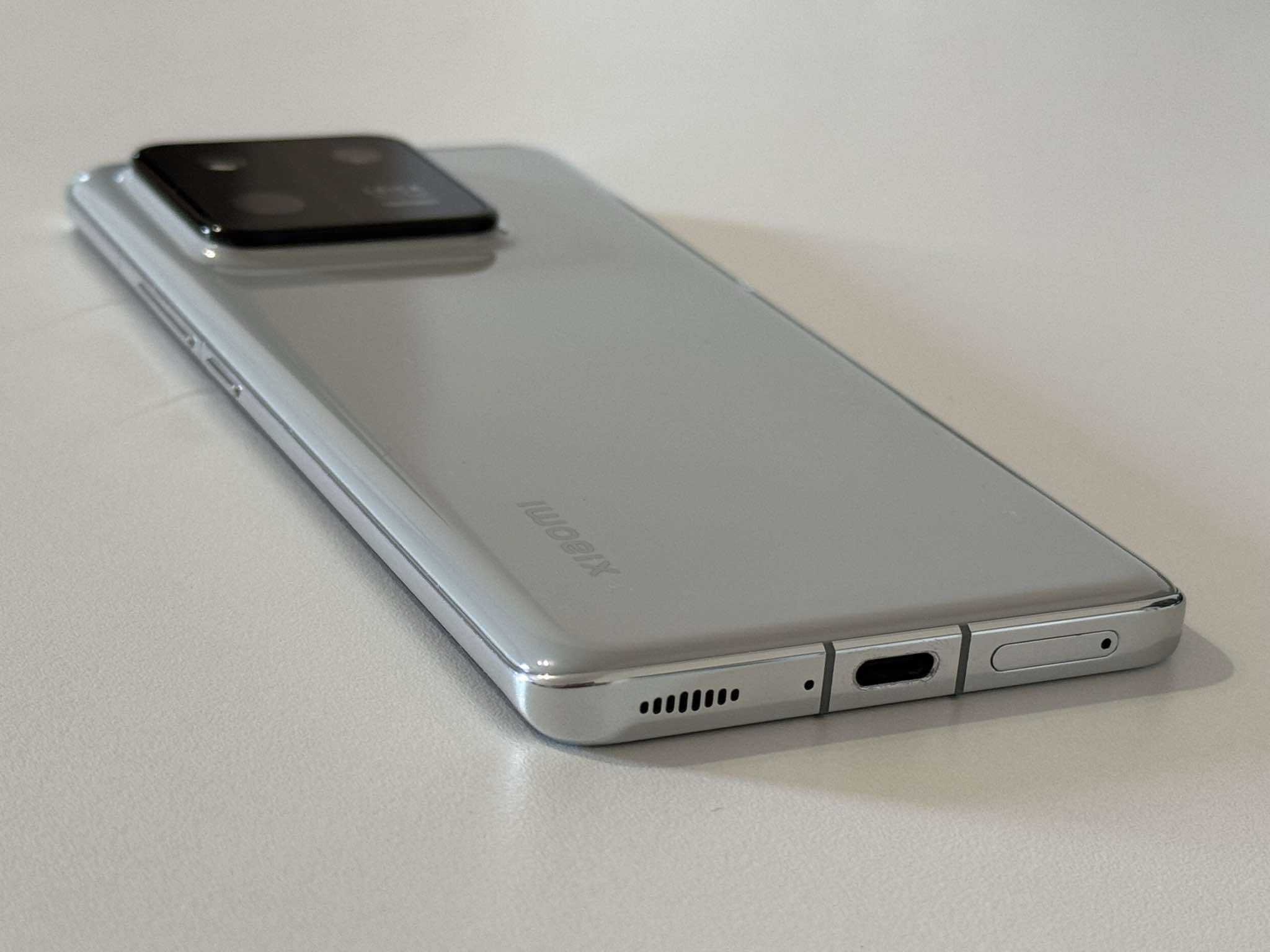 Бартер!Като нов! Xiaomi 13 Pro 512/12GB Ceramic White (Бял)
