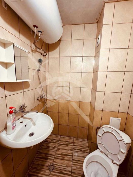 Дава се под наем Двустаен апартамент в Варна, Колхозен пазар - 45 кв.м за 350 € - Снимка #3