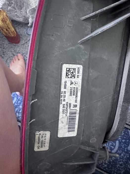 Части за mercedes c300 w205 стопове накрайници механизъм за багажник