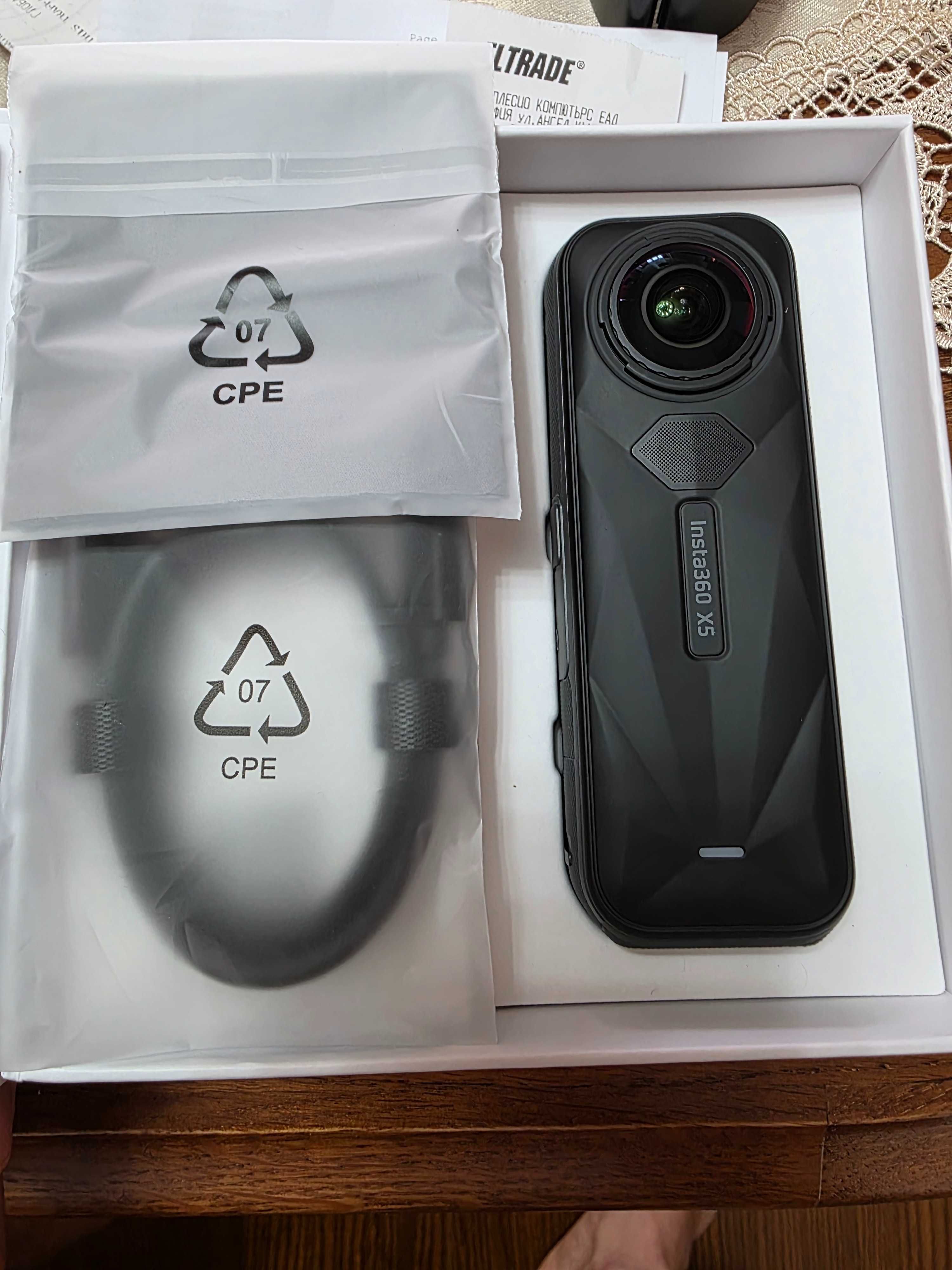 Insta 360 x5 камера