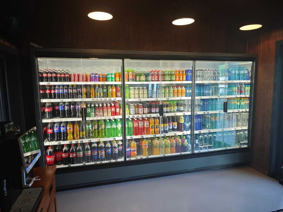 Vitrina verticala refrigerare TAIGA - fara agregat/ 5 usi - 290 cm/NOU