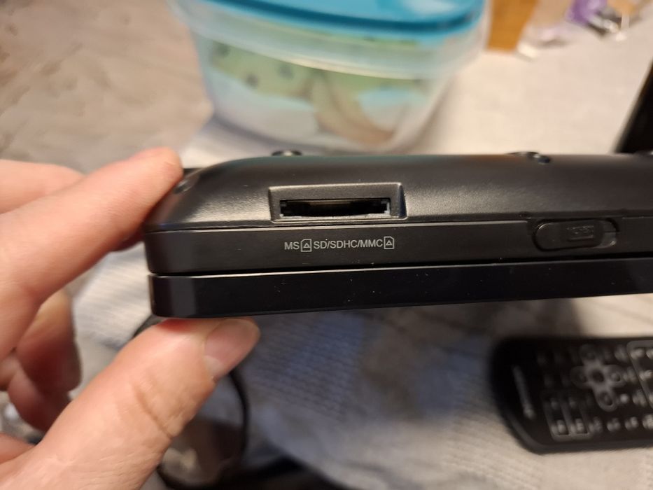 DVD auto Medion MD 84106