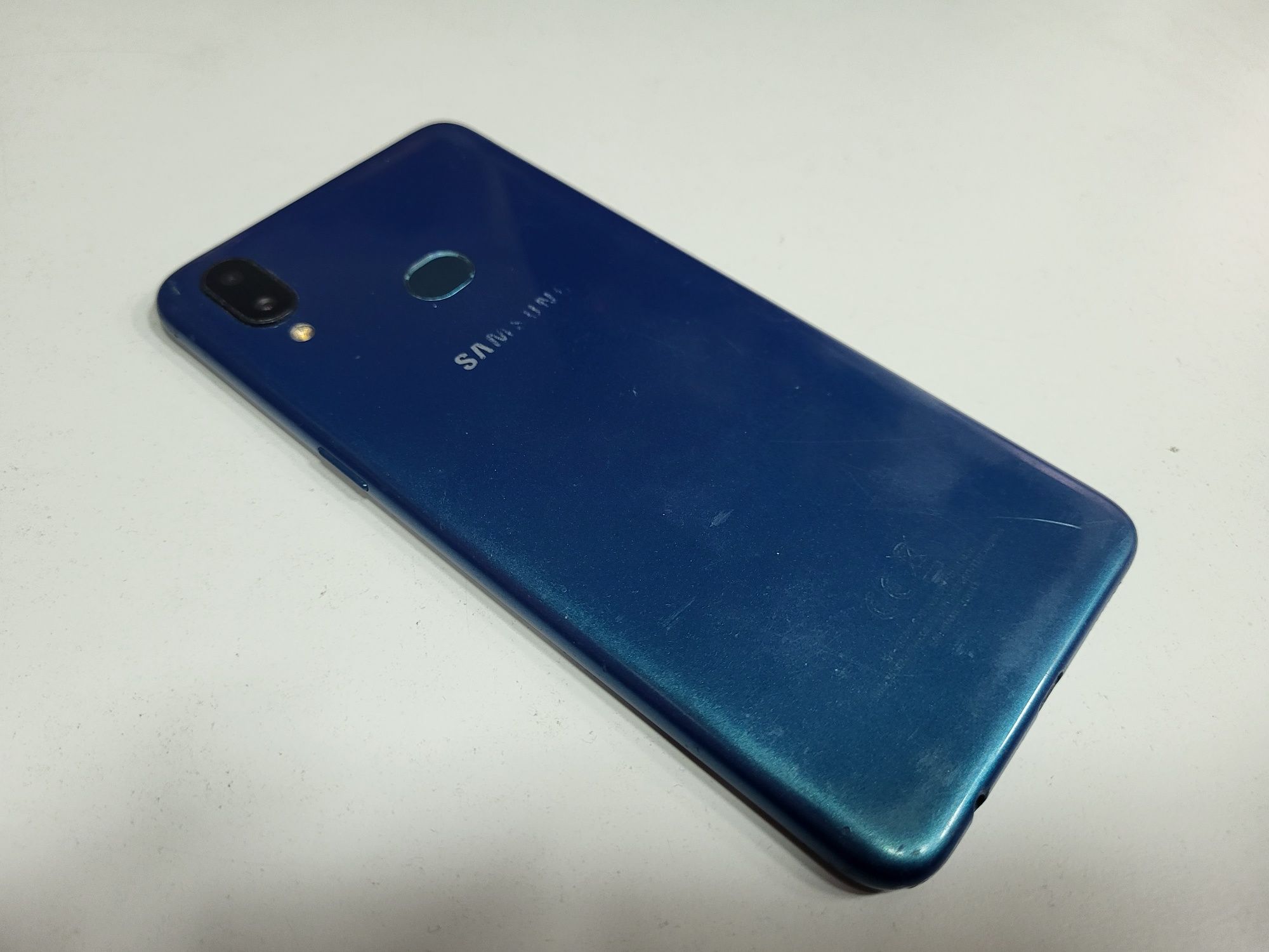 Samsung Galaxy A10s blue nu este ca nou