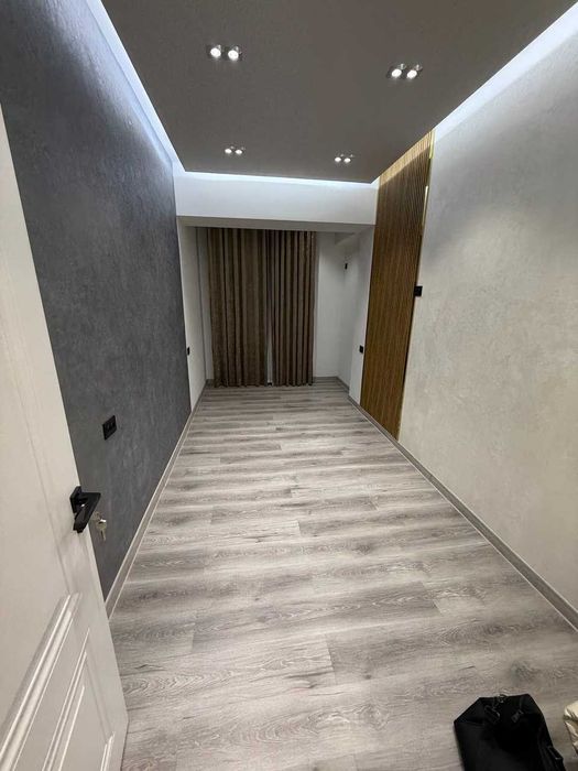 Продаётся 2х комн квартира на 5 этаже Ор-р Файзобод мечеть