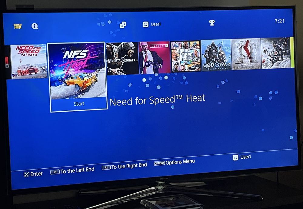 PS4 pro modat ( 1 TB )