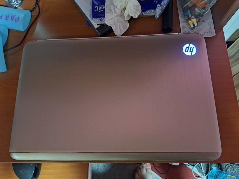 Laptop HP i 7 SI 8 GIGA RAMI