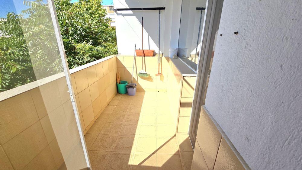 Дава се под наем Тристаен апартамент в Пловдив, Кючук Париж - 93 кв.м за 460 € - Снимка #5