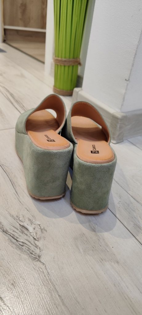 Зелени цвят мента велурени чехли на платформа, удобни 37,Zapatos,Zara