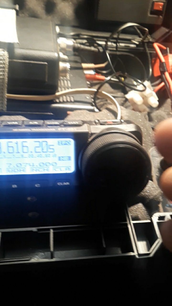 Yaesu FT 891 +LDG Z100