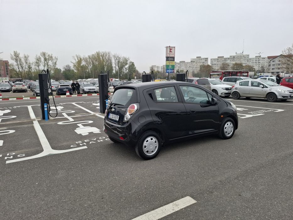 Chevrolet spark an 2011-euro 5,unic propietar