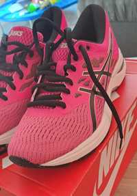 Дамски маратонки asics pink