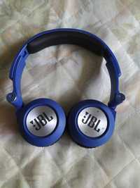 Bluetooth слушалки JBL E40BT