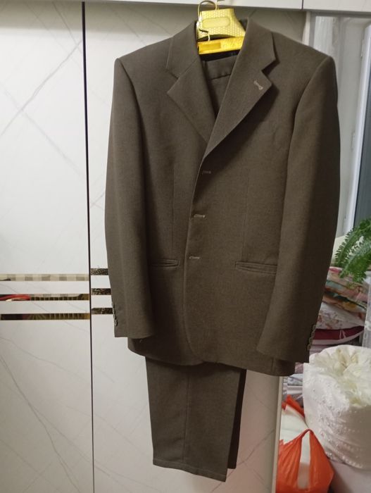 Мужской костюм Турция 52 размер