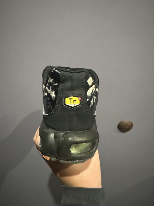 Продавам обувки TN