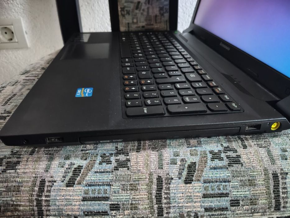 Lenovo B590 i3 gen 3