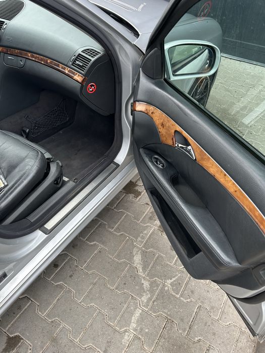 Mercedes E270cdi w211