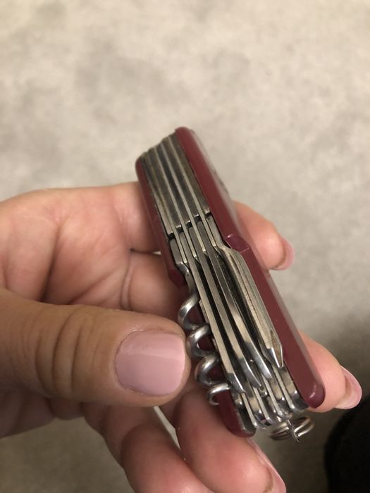 Briceag 8-12 functii