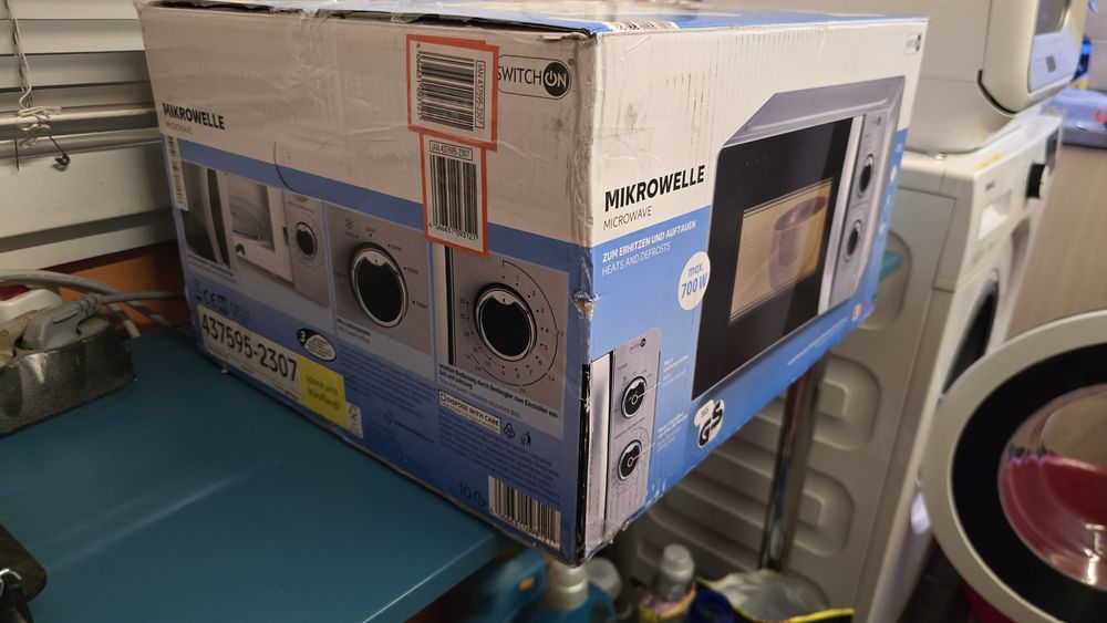 Микровълнова Switch On - 700 W