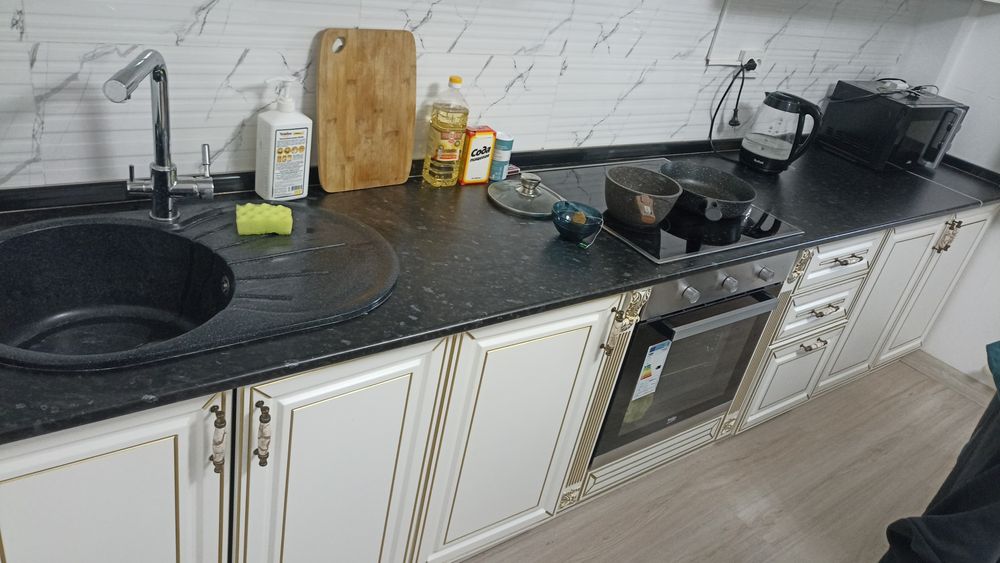 Продам кухонный гарнитур