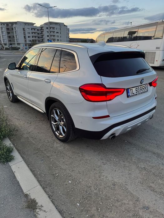 BMW X3 Se vinde auto BMW X3 X Drive 265 cp 4x4. Nu accept schimburi.