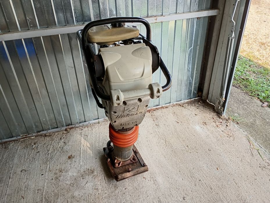 Mai compactor Mikasa MTX motor Honda